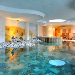 4* Hotel Spol - Feel At