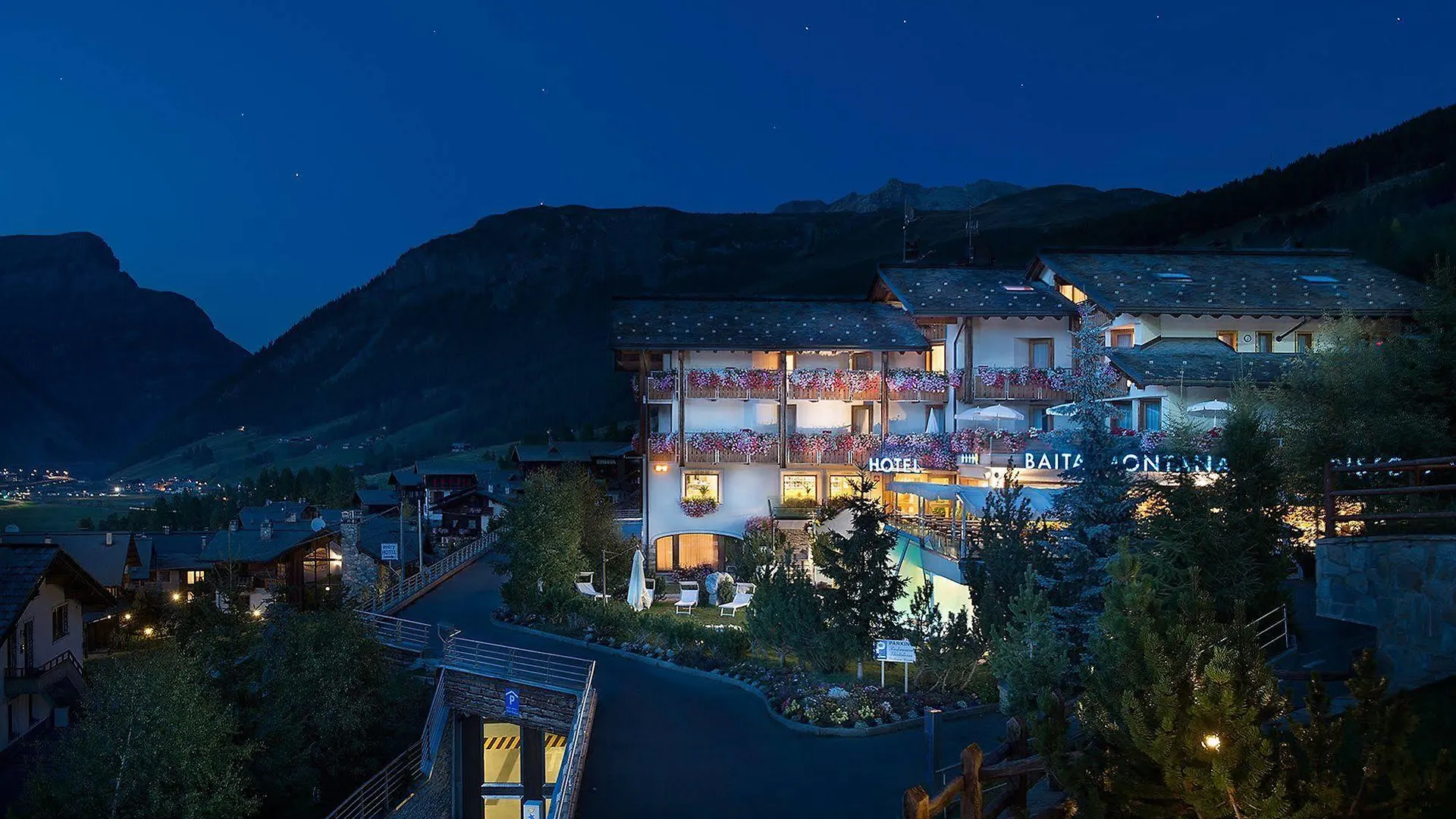 Hotel Baita Montana Livigno 4*,  Italia